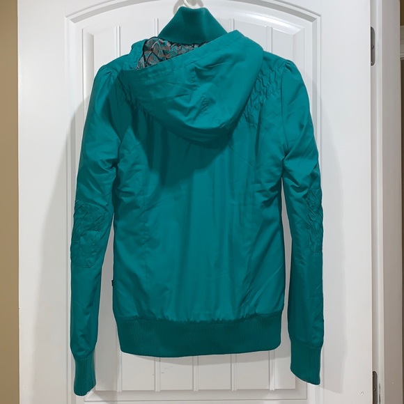 Turquoise jacket - Picture 5 of 6